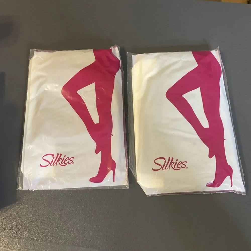 7 Pair Silkies Pantyhose Ultra Total Leg Control Size Medium Nude Taupe Sealed